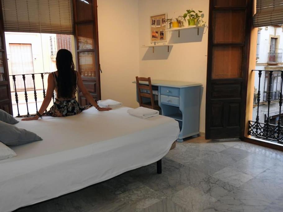 Apartamento En Sevilla Centro Con Vistas A La Plaza Alameda De Hercules - Hasta 6 Personas Exterior foto