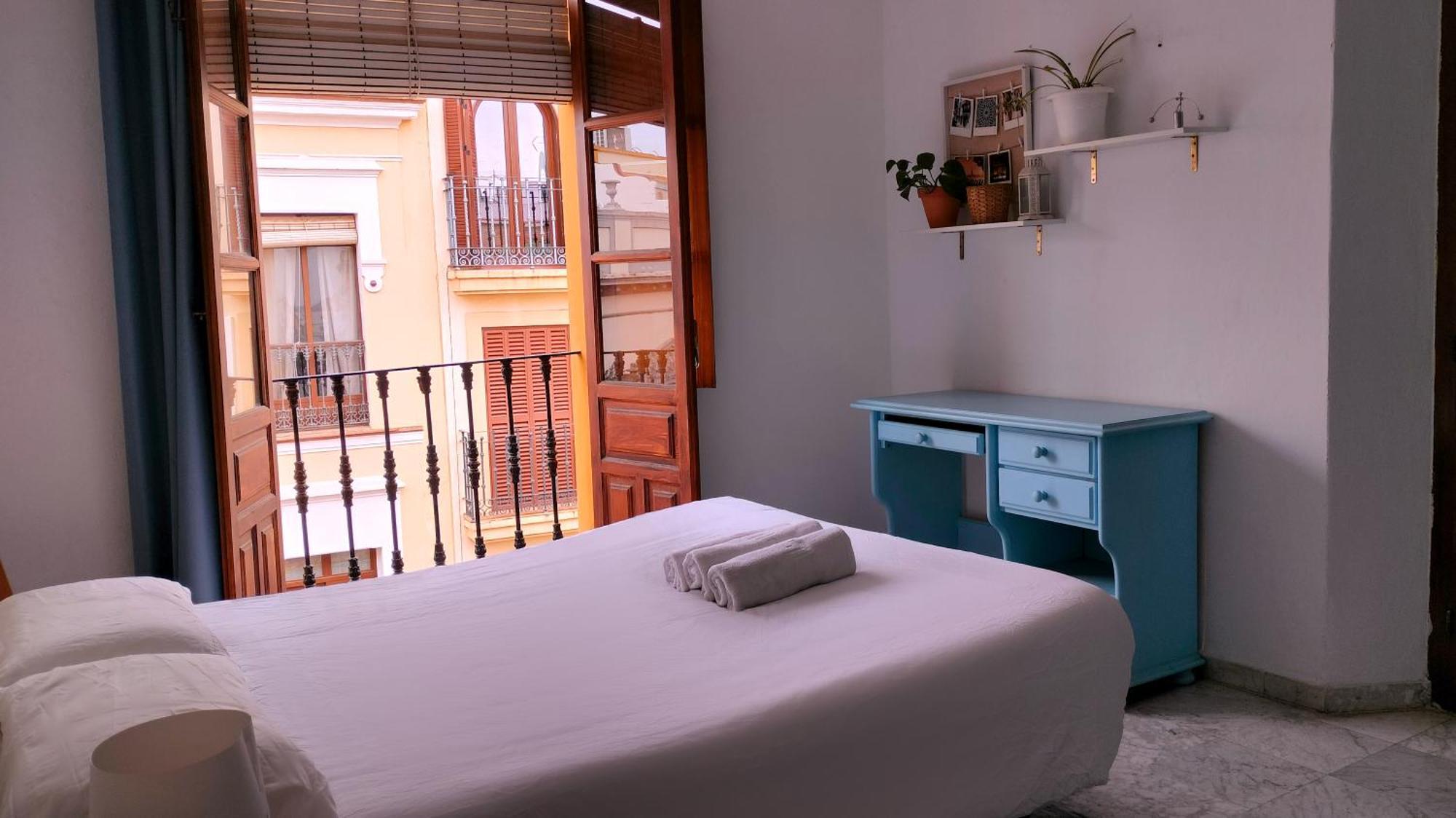Apartamento En Sevilla Centro Con Vistas A La Plaza Alameda De Hercules - Hasta 6 Personas Exterior foto